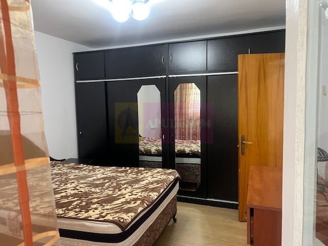 Apartament 3 camere Titan- Ozana.